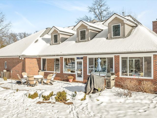 14161 Hickory Rise Court, Roscoe, IL 61073