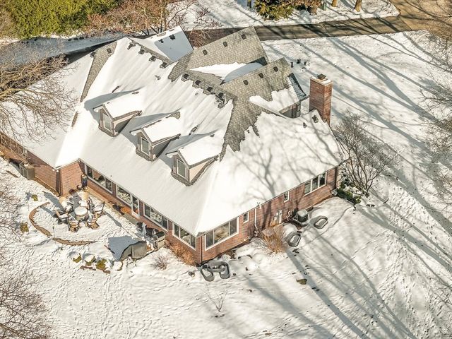 14161 Hickory Rise Court, Roscoe, IL 61073