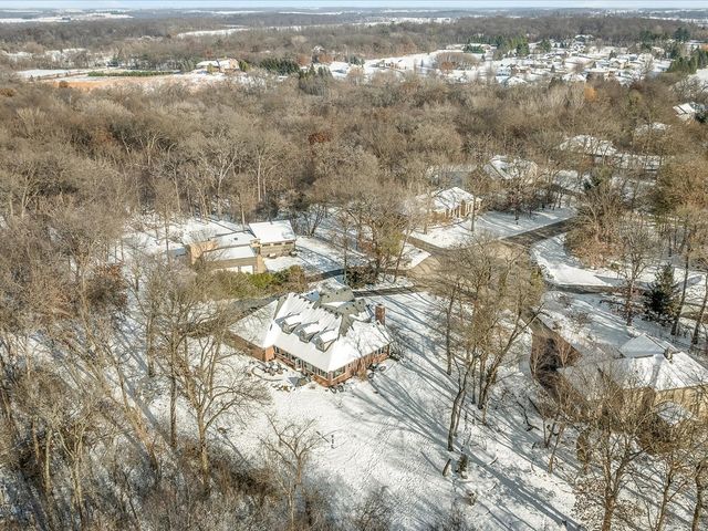 14161 Hickory Rise Court, Roscoe, IL 61073