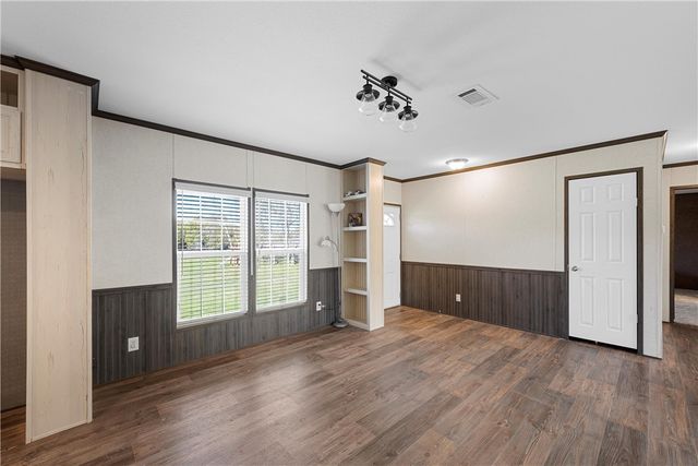 199 CR 3585, China Spring, TX 76633