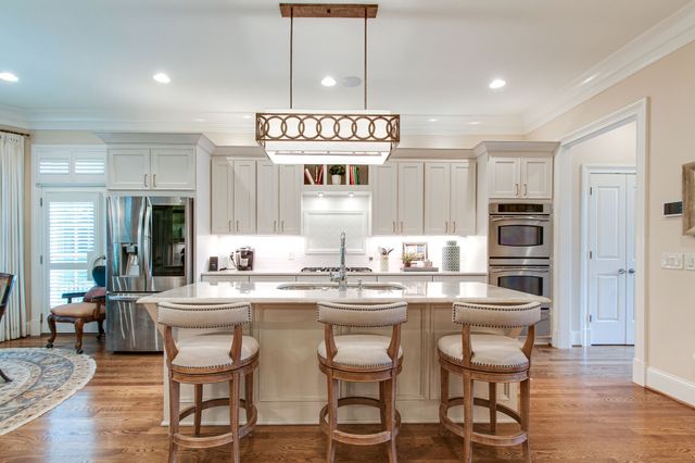 4114 Elder Pl, Nashville, TN 37215