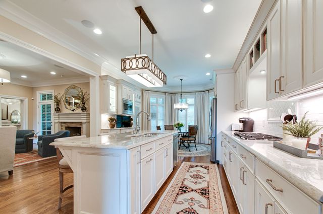 4114 Elder Pl, Nashville, TN 37215