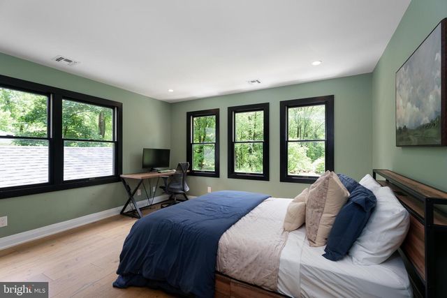 374 CHERRY HILL RD, Princeton, NJ 08540