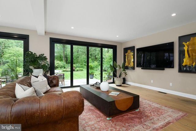 374 CHERRY HILL RD, Princeton, NJ 08540