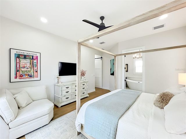 217 W BAY STREET, Winter Garden, FL 34787