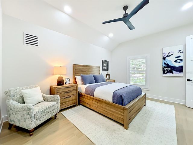 217 W BAY STREET, Winter Garden, FL 34787