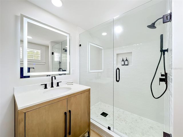 217 W BAY STREET, Winter Garden, FL 34787