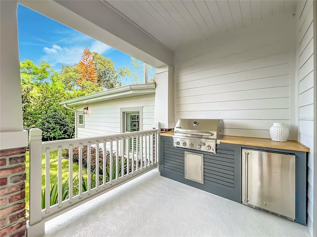 217 W BAY STREET, Winter Garden, FL 34787