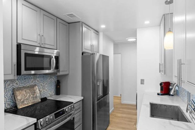 1245 Evergreen Drive, Cardiff By The Sea, CA 92007