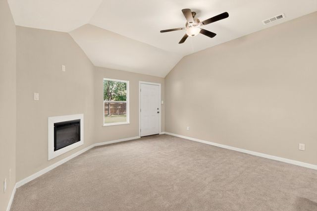 3912 Oneal Street, Greenville, TX 75401