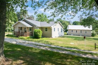 7961 W Sidney Road, Greenville, MI 48838