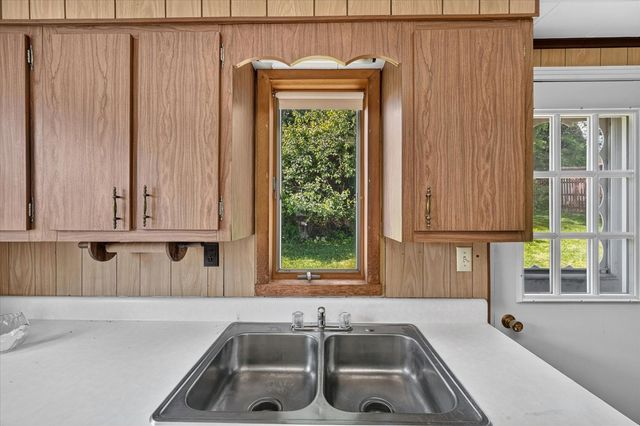 556 Thompson AVENUE, Clairton, PA 15025