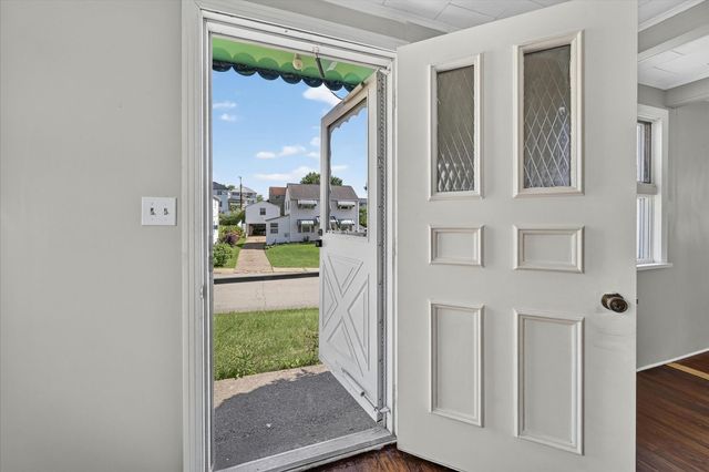 556 Thompson AVENUE, Clairton, PA 15025