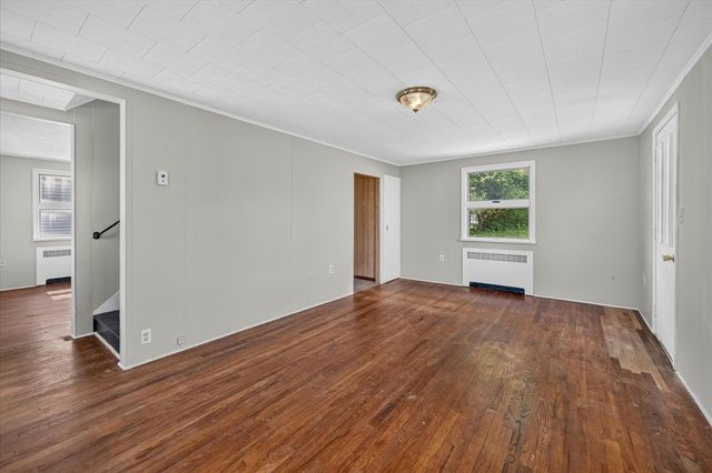 556 Thompson AVENUE, Clairton, PA 15025