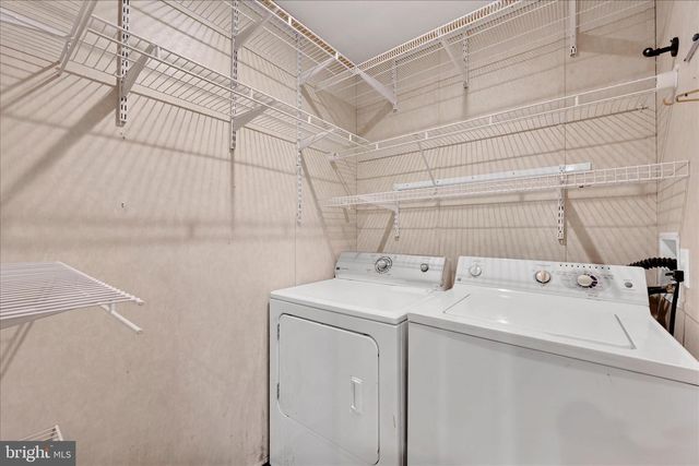 60 PENN VALLEY VLG, Lititz, PA 17543