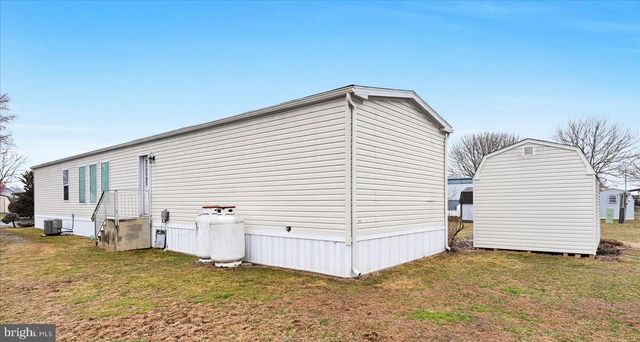 60 PENN VALLEY VLG, Lititz, PA 17543