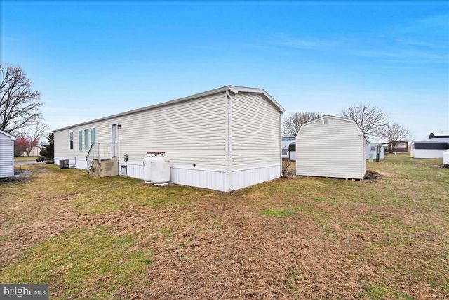 60 PENN VALLEY VLG, Lititz, PA 17543