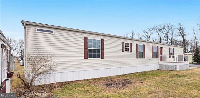 60 PENN VALLEY VLG, Lititz, PA 17543