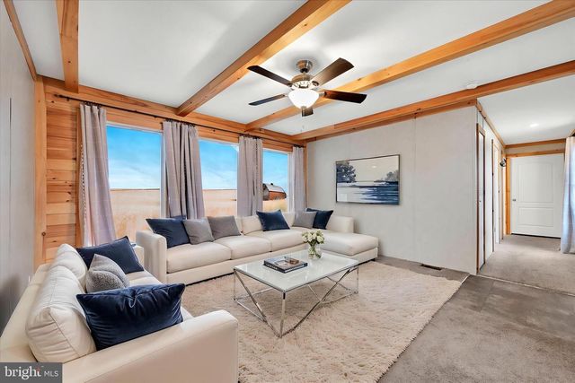 60 PENN VALLEY VLG, Lititz, PA 17543