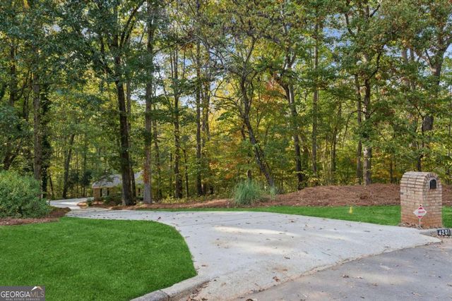 4201 Antelope Lane, Snellville, GA 30039