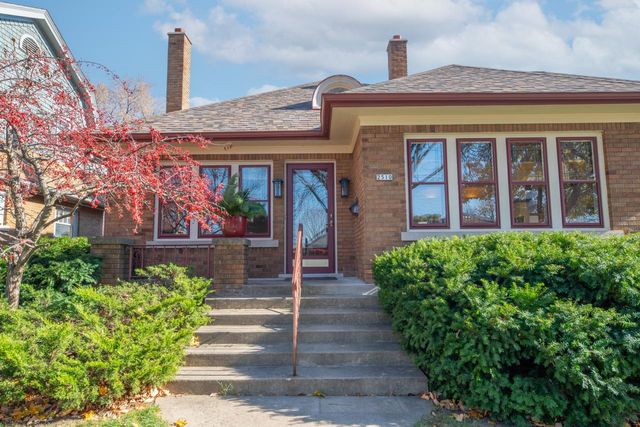 2510 N 66th STREET, Wauwatosa, WI 53213