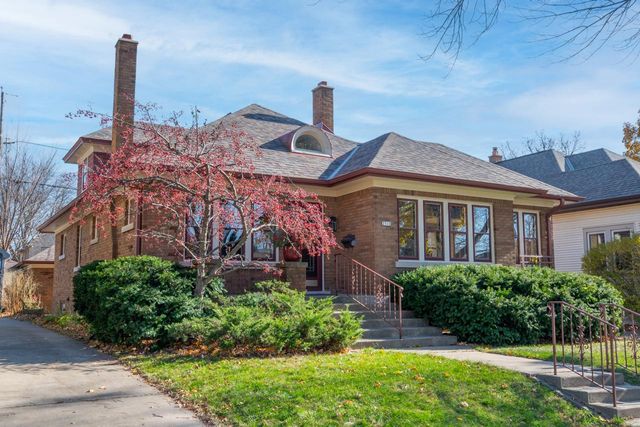 2510 N 66th STREET, Wauwatosa, WI 53213