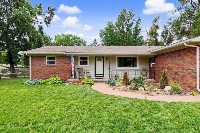 7401 W Galoway Ave, Wichita, KS 67212