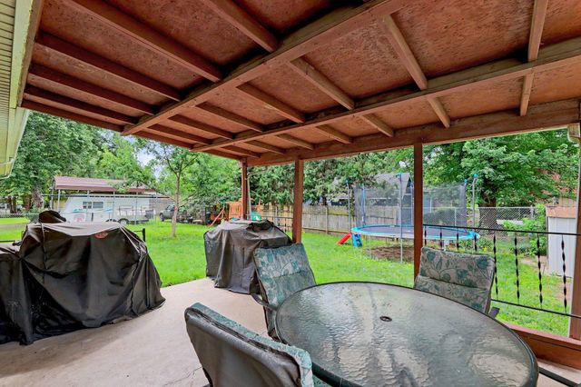 7401 W Galoway Ave, Wichita, KS 67212