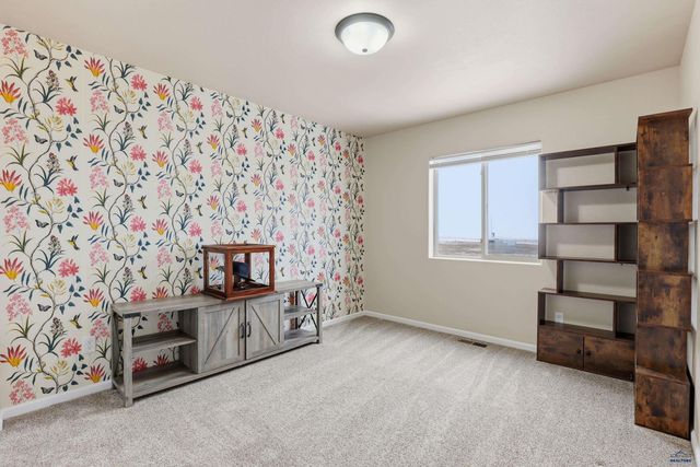 541 PRIDE CT, Box Elder, SD 57719