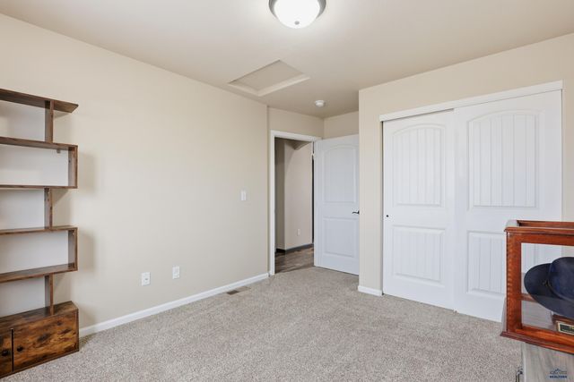 541 PRIDE CT, Box Elder, SD 57719