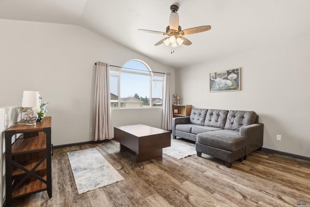 541 PRIDE CT, Box Elder, SD 57719