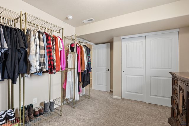 541 PRIDE CT, Box Elder, SD 57719