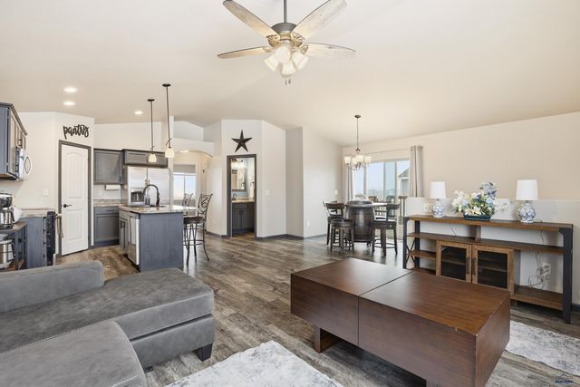 541 PRIDE CT, Box Elder, SD 57719