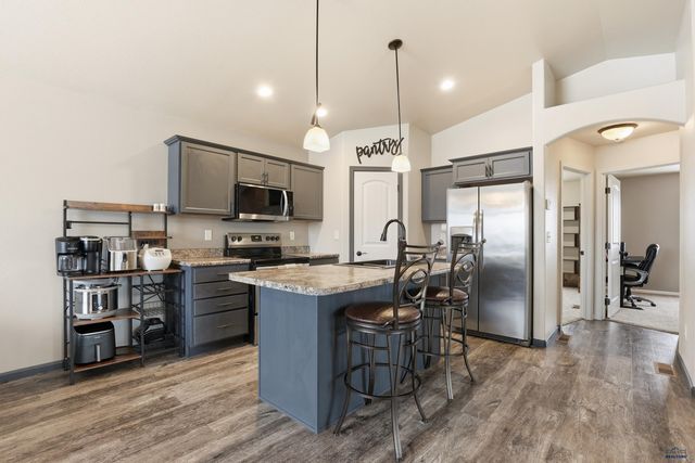 541 PRIDE CT, Box Elder, SD 57719