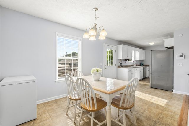 102 Sunrise Ct, Shelbyville, TN 37160