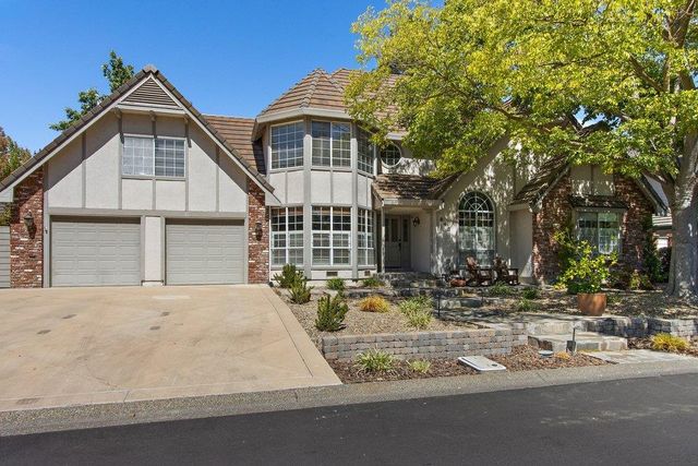 843 Shore Breeze Dr, Sacramento, CA 95831