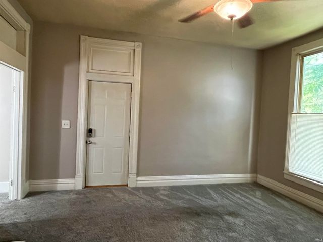 202 E Tennessee Street, Evansville, IN 47711