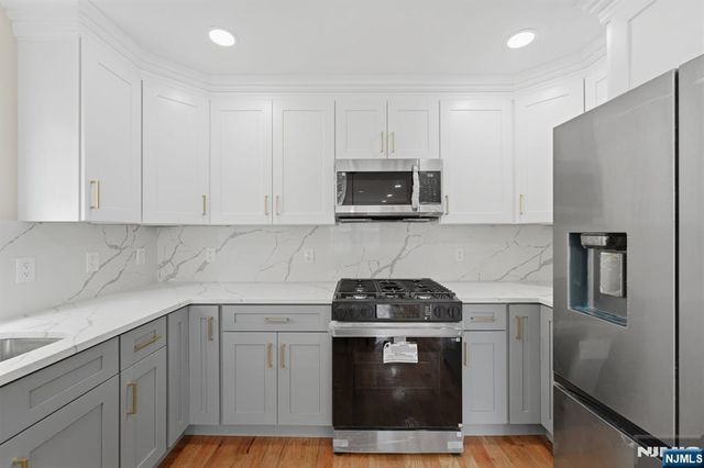 271-273 Schley Street, Newark, NJ 07112