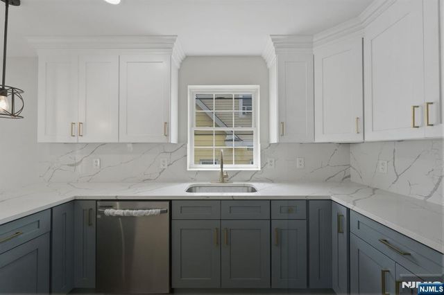 271-273 Schley Street, Newark, NJ 07112