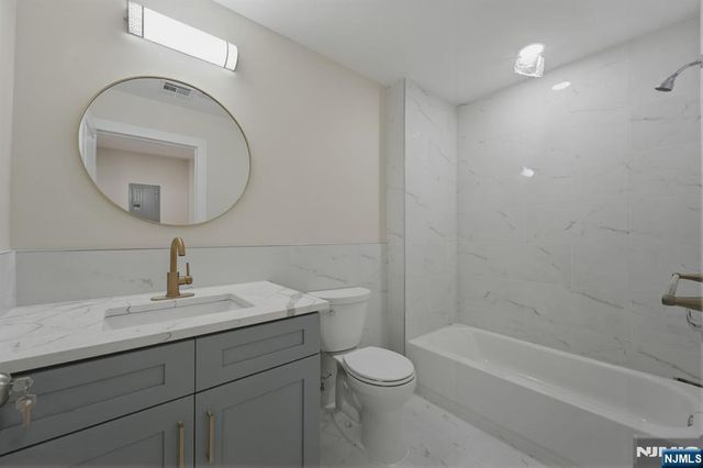 271-273 Schley Street, Newark, NJ 07112