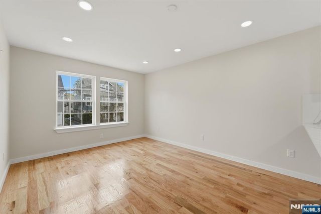 271-273 Schley Street, Newark, NJ 07112