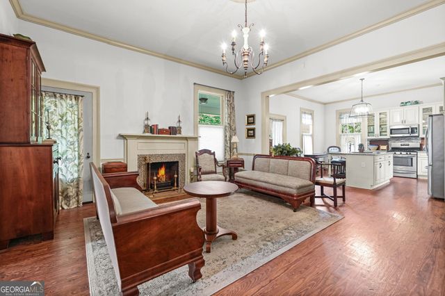 9 Temple Avenue, Newnan, GA 30263