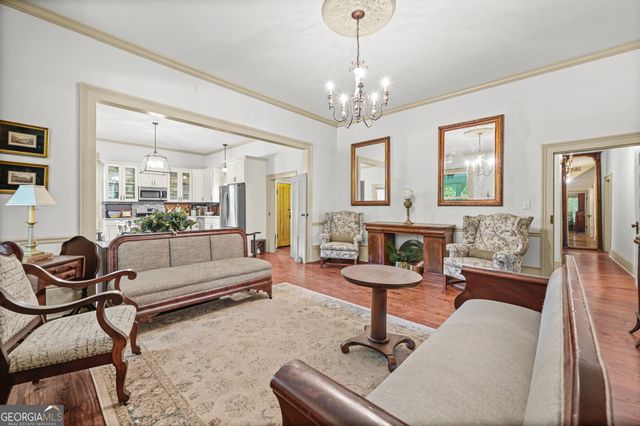 9 Temple Avenue, Newnan, GA 30263