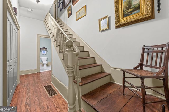 9 Temple Avenue, Newnan, GA 30263