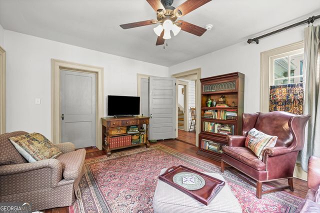 9 Temple Avenue, Newnan, GA 30263