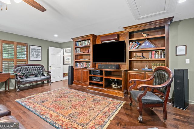 9 Temple Avenue, Newnan, GA 30263