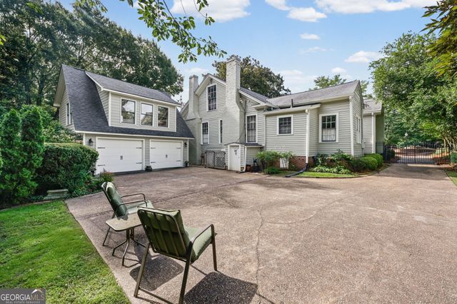 9 Temple Avenue, Newnan, GA 30263
