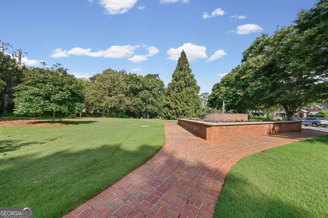 9 Temple Avenue, Newnan, GA 30263