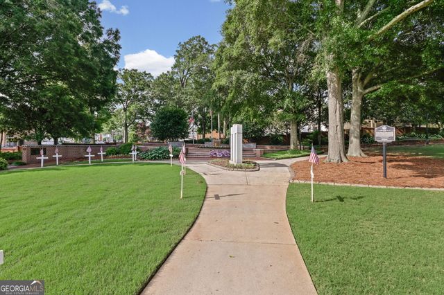 9 Temple Avenue, Newnan, GA 30263