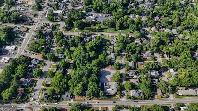 9 Temple Avenue, Newnan, GA 30263
